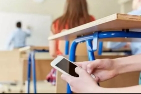 Okullarda Cep Telefonu Yasağı