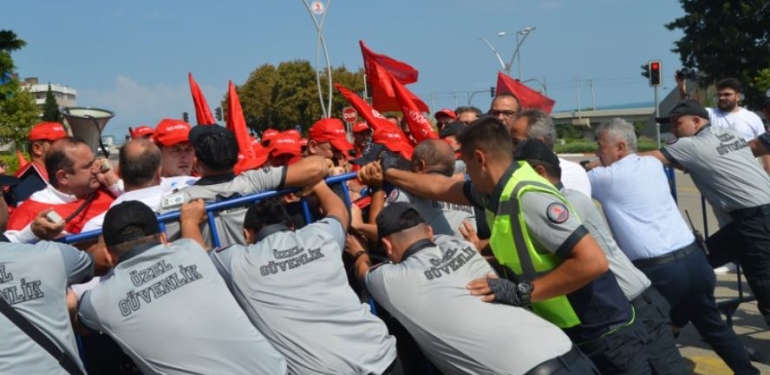 Tez-Koop- İş'den Süresiz Eylem Kararı