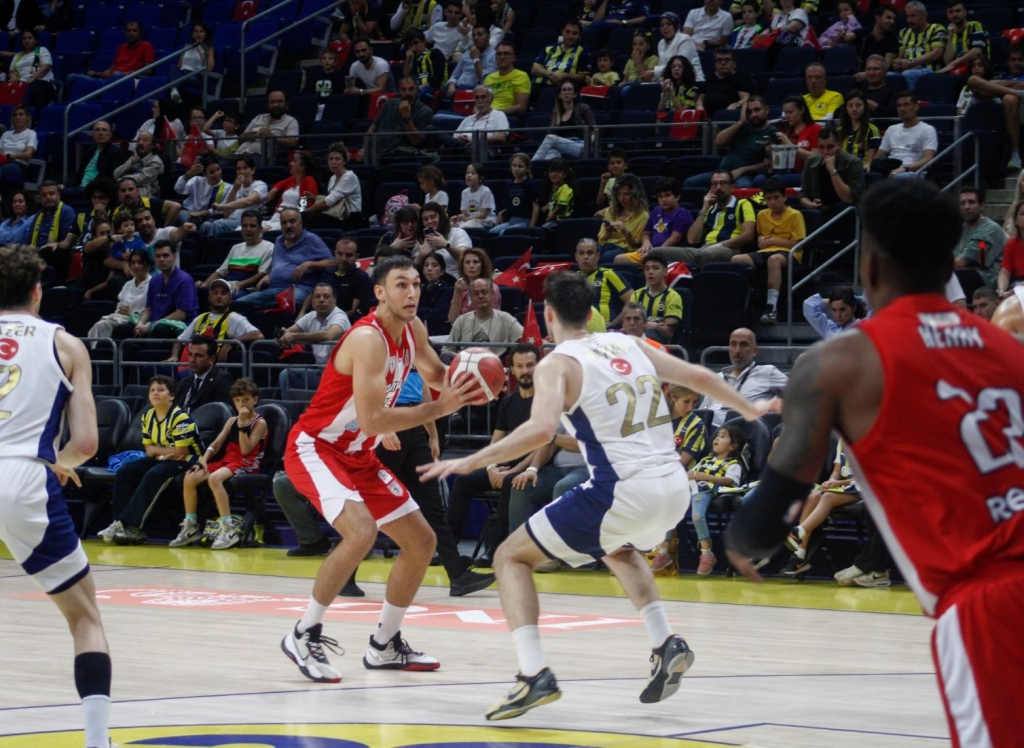 Fenerbahçe Beko 83 - Reeder Samsunspor 53