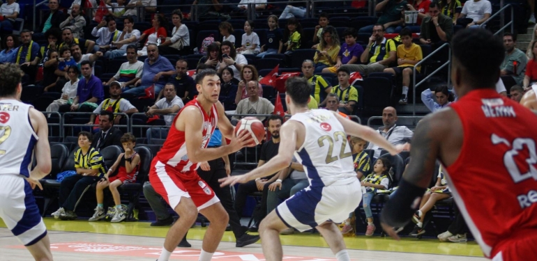 Fenerbahçe Beko:83 – Reeder Samsunspor:53