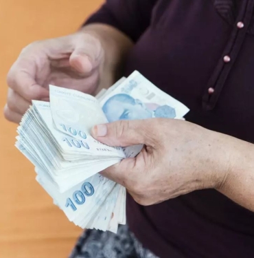 Heyecanla Beklenen Emekli Zammı İçin Takvim Netleşti