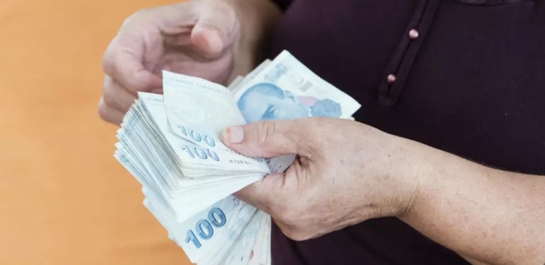 Heyecanla Beklenen Emekli Zammı İçin Takvim Netleşti