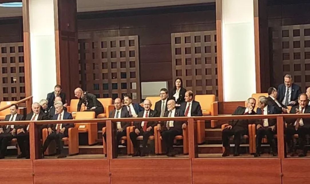Meclis Açıldı