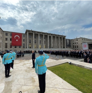 Meclis Açıldı