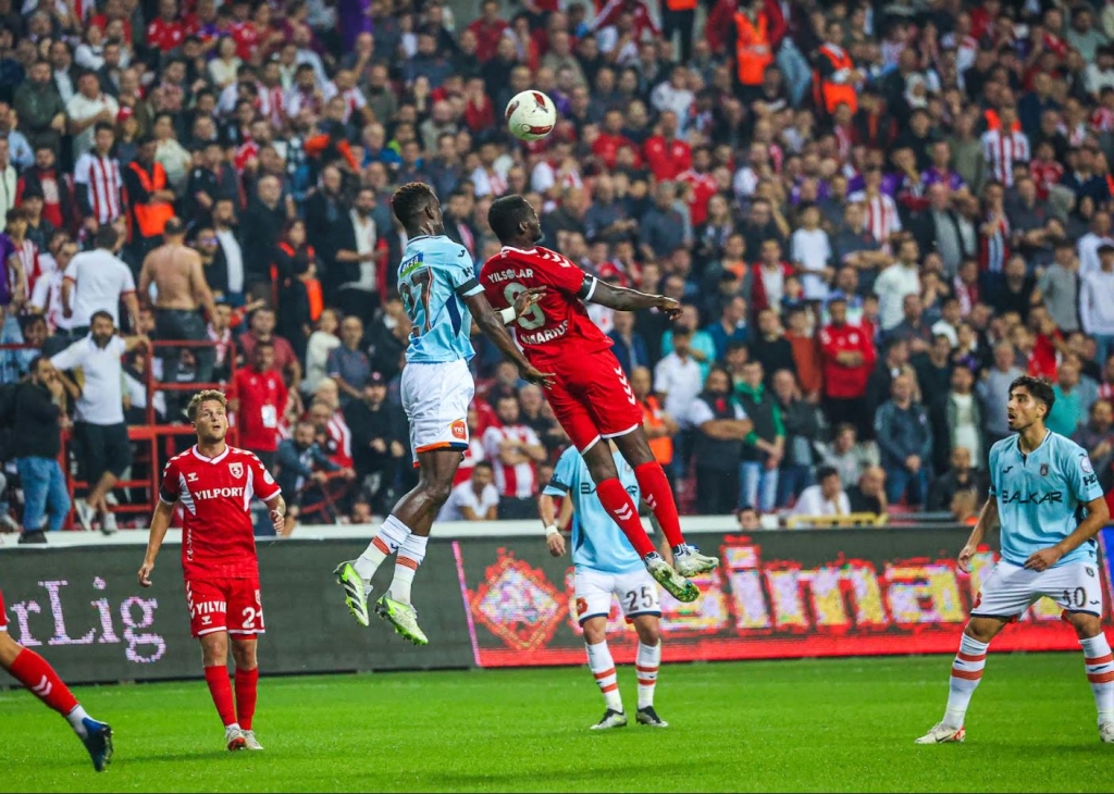 Samsunspor - RAMS Başakşehir Maçı Berabere Bitti