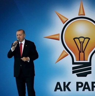 AK Parti’de Başvuruları Ertelendi!