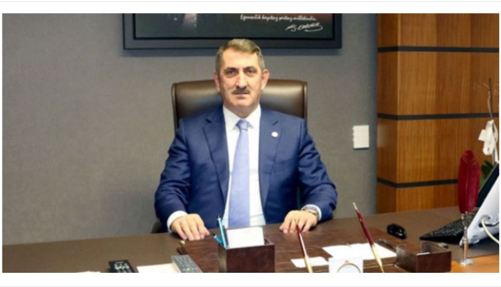 Fuat Köktaş Kimdir