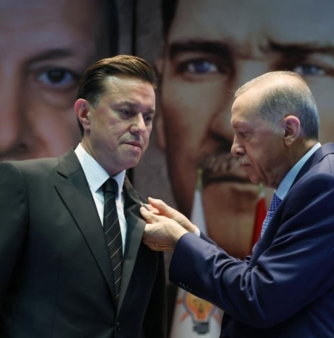 Nebi Hatipoğlu, AK Parti’ye Geçti