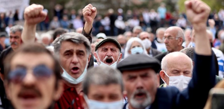 5 Bin TL Verilmeyen Emekliler İle İlgili Yeni Gelişme