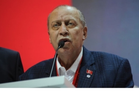Eski Bakan Yaşar Okuyan Hayatını Kaybetti
