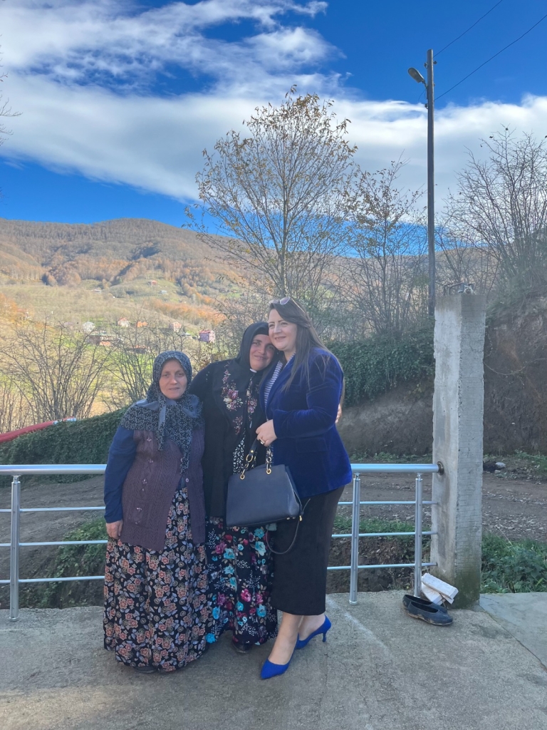 Özlem Maraş'tan Kadınlara Güç Mesajı