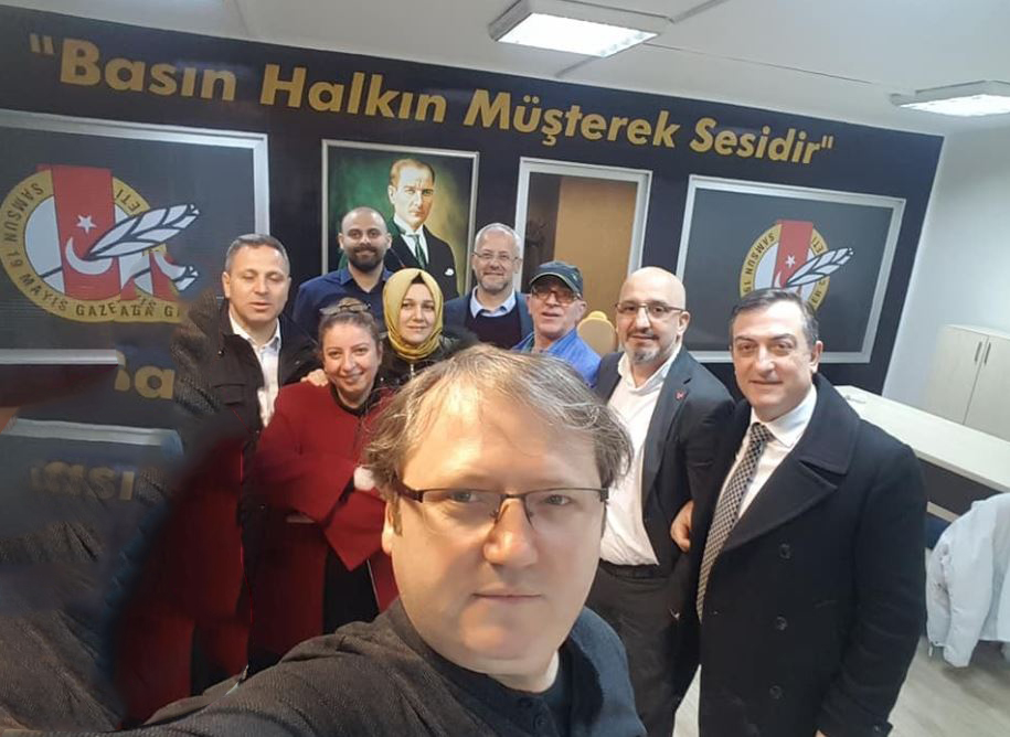 Siyasete Yeni Soluk