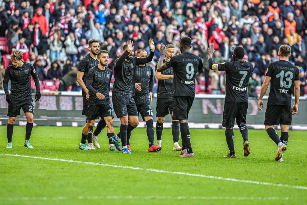 Samsunspor Sivasspor'la Moral Buldu