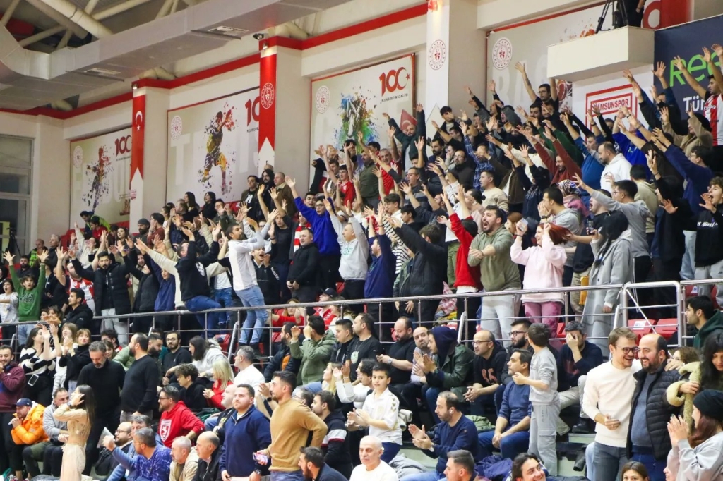 Samsunspor, Tofaş'ı Devirdi
