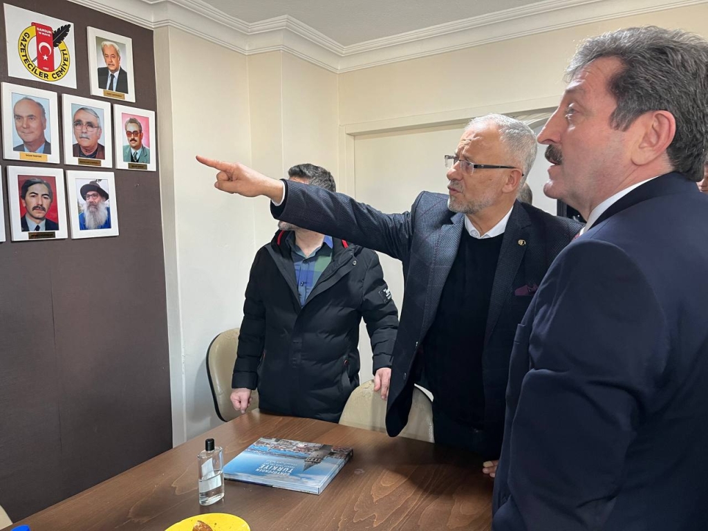 Vali Tavlı'dan 19 Mayıs Gazeteciler Cemiyeti'ne Ziyaret