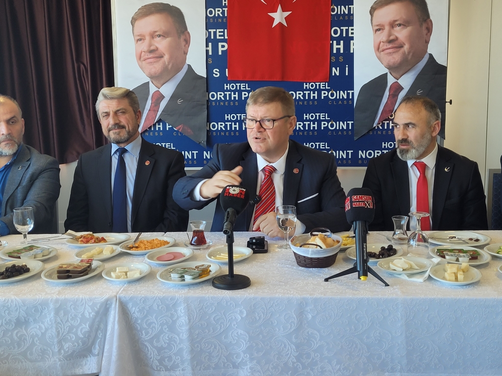 Adem Güney, Nasıl Hizmet Edilmesi Gerektiğini Anlattı