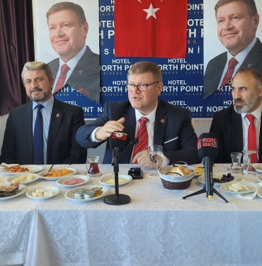 Adem Güney, Nasıl Hizmet Edilmesi Gerektiğini Anlattı