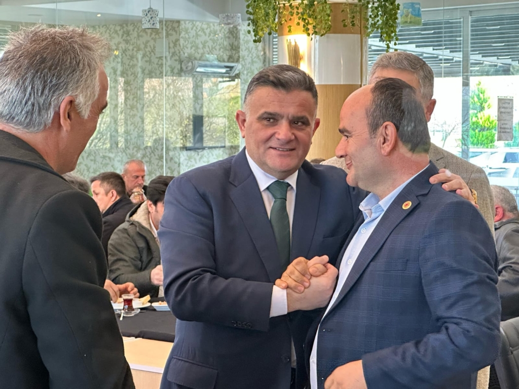 Ender Gür, Muhtarlarla Bir Arada
