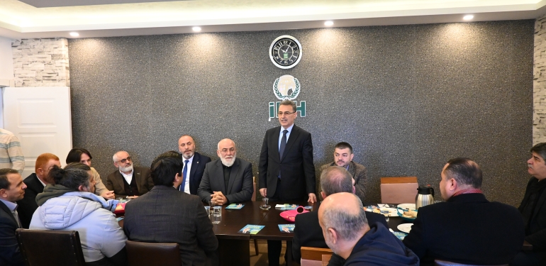 Kurnaz, İlkadım'ın Kayıp Yıllarını Telafi Edeceğiz