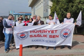 Samsun'da Sağlık Çalışanları 'Hakkaniyet' Eyleminde