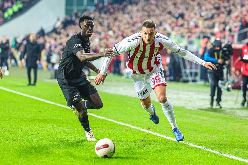 Samsunspor Evinde Galatasaray'a Yenildi