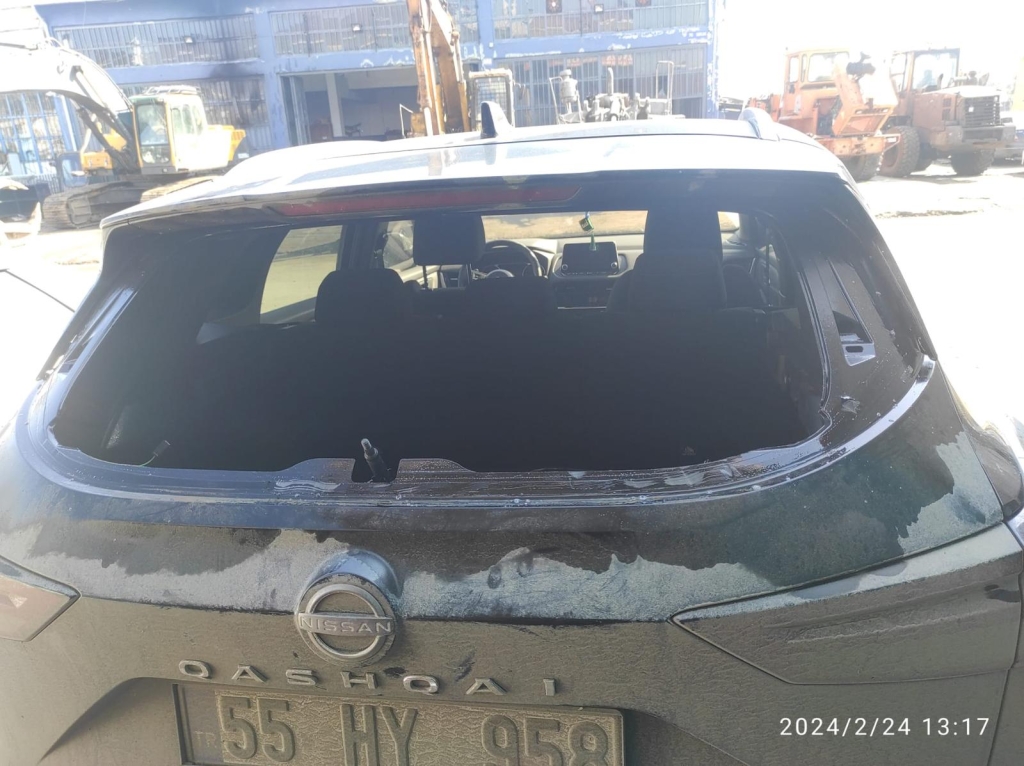 Tekkeköy'de Togar'ın Afişine Silahlı Saldırı