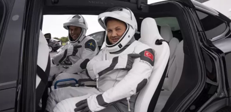 Türk Astronot Alper Gezeravcı Uzay Yolcusu