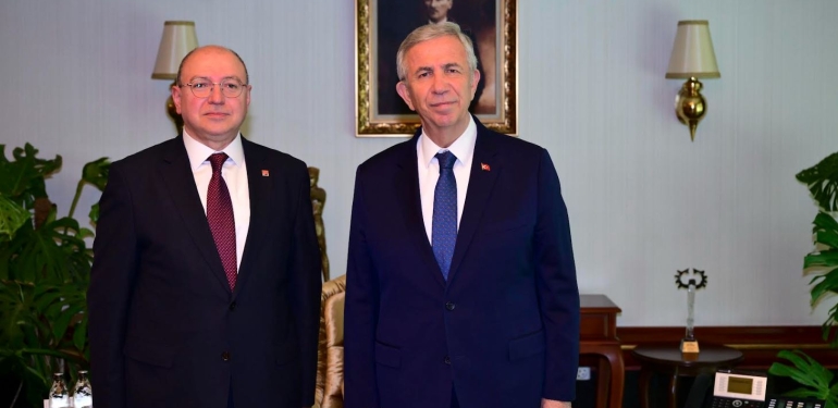 Mansur Yavaş’tan Murat Şenel’e Tam Destek