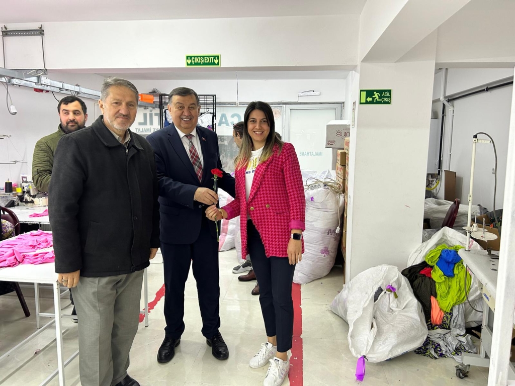 Murat İkiz'den Kadınlara Tam Destek