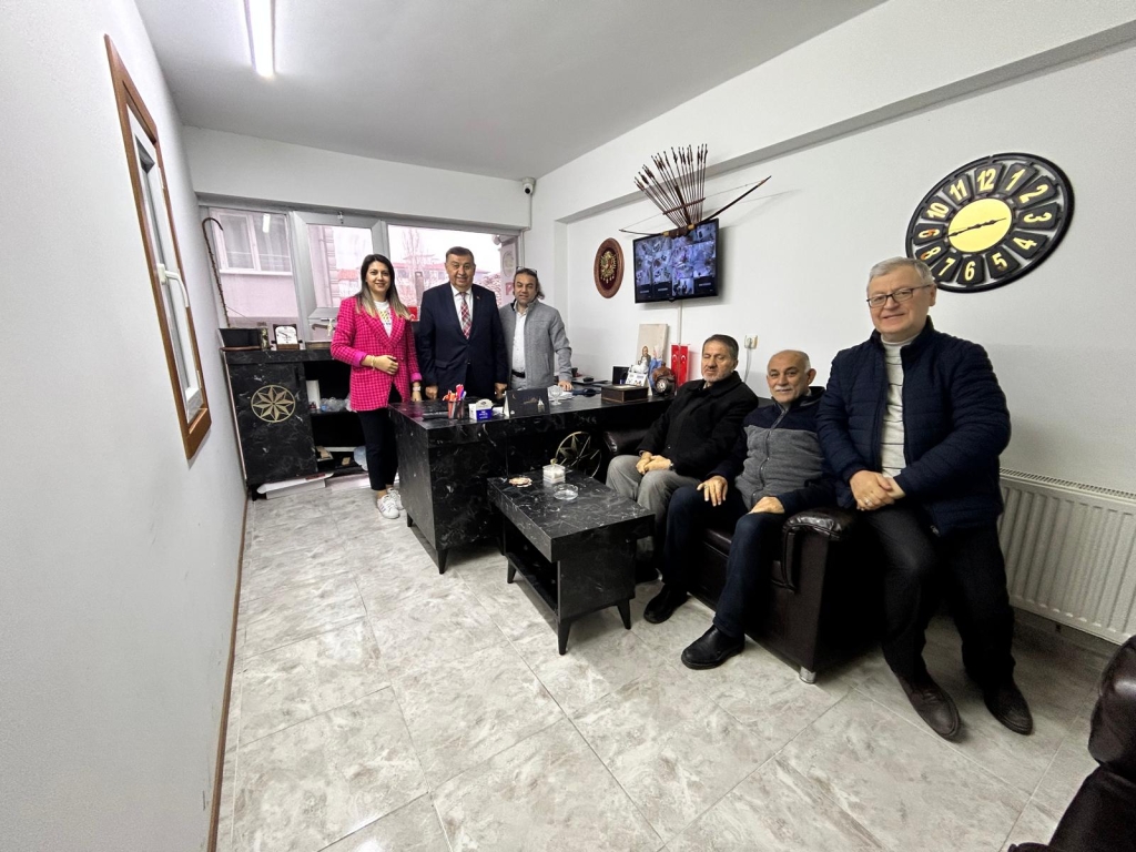 Murat İkiz'den Kadınlara Tam Destek
