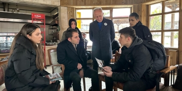 Mustafa Yeşilyurt Asarcık’ta Gençleri Dinledi