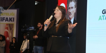 Özlem Maraş'tan Gençlere 'Atakum Kart' Müjdesi
