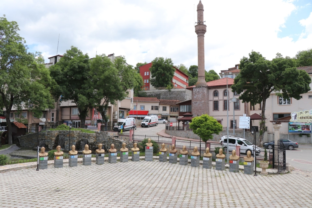 Sarıcaoğlu'dan Yatırım Hizmetine Tam Gaz Devam
