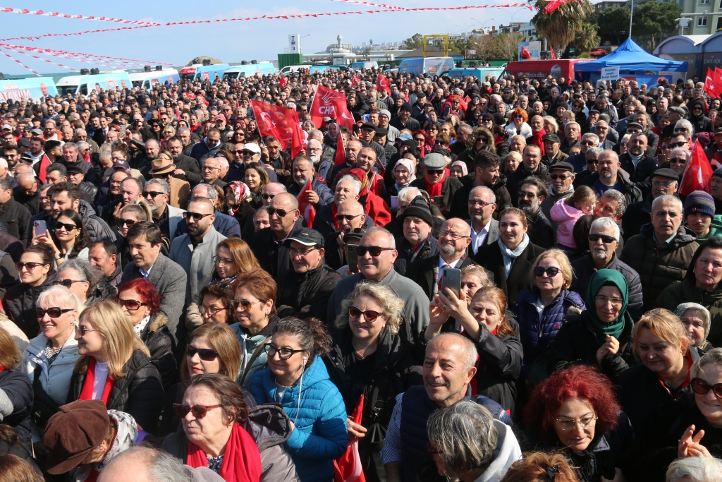 Serhat Türkel'den Dev Miting