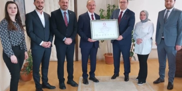 Çarşamba'yı Kazanan Hüseyin Dündar Mazbatasını Aldı!