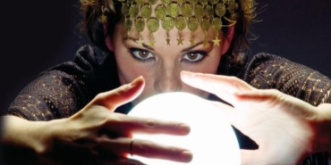 Falcılara, Medyumlara, Astrologlara Ceza…