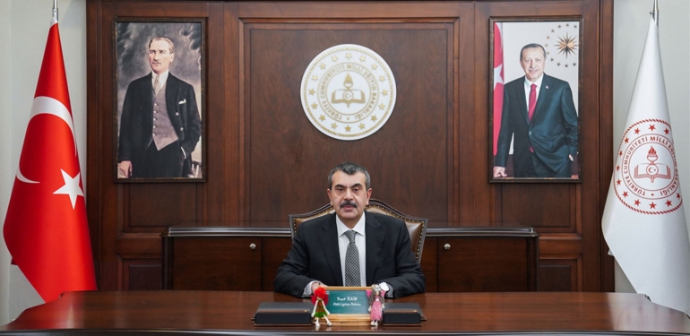 MEB Müfredatının Yeni Taslağı Kamuoyuyla Paylaştı