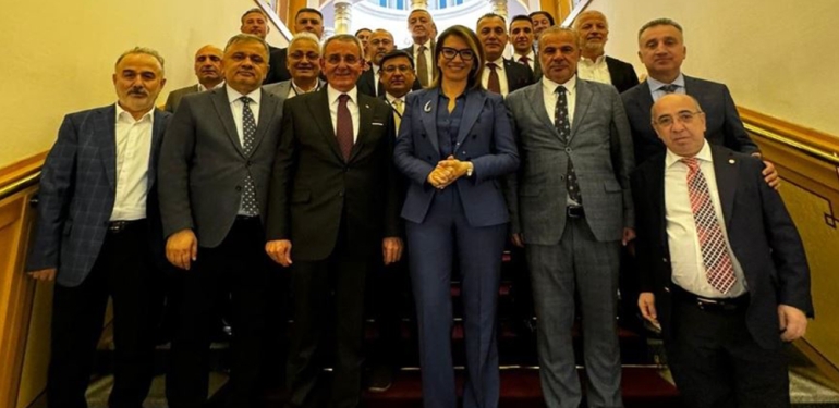 Macaristan’da Samsun Zirvesi