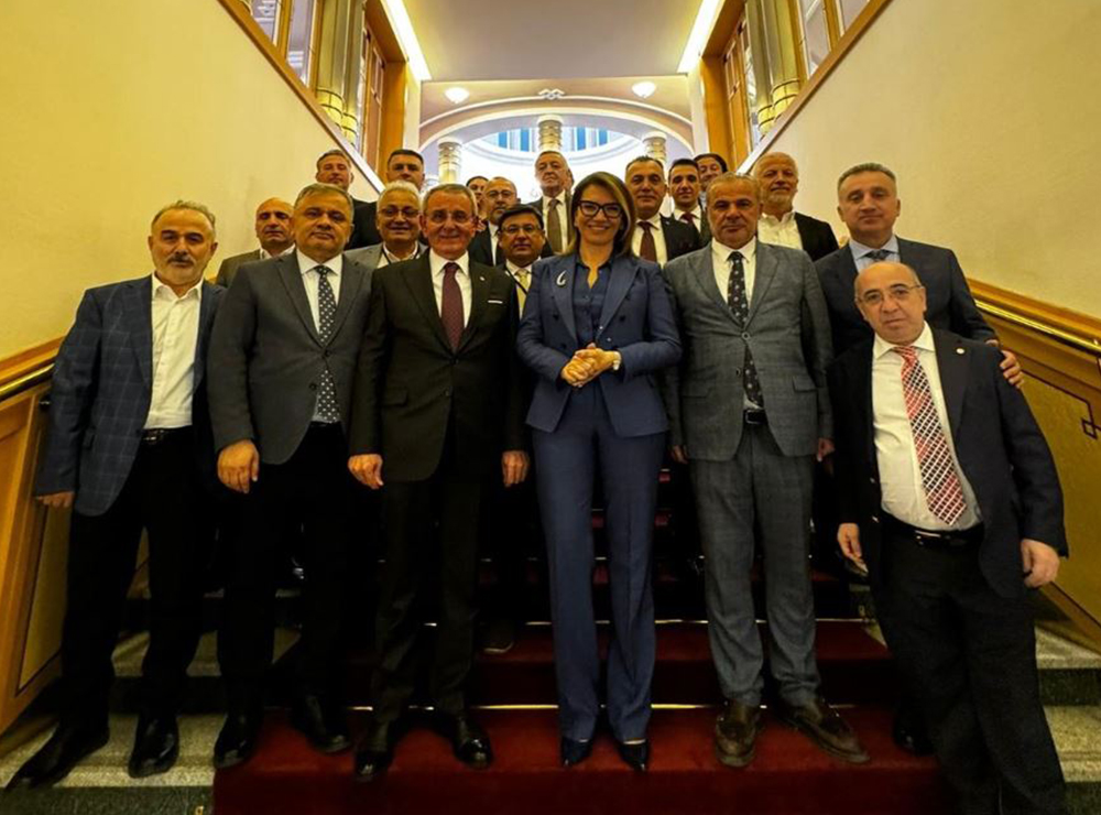 Macaristan'da Samsun Zirvesi