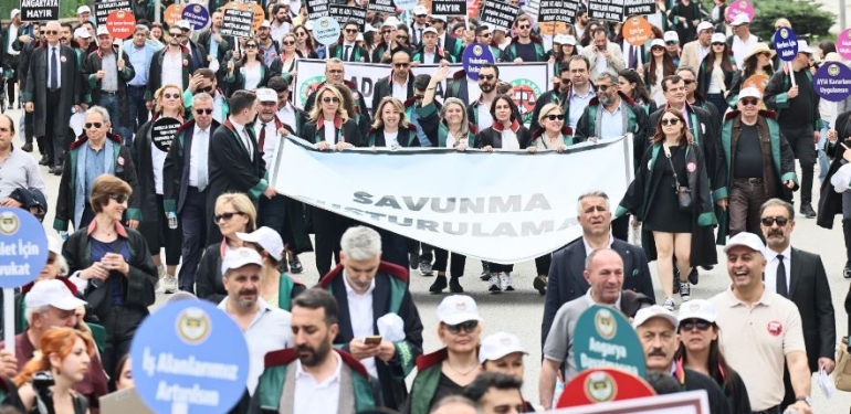 Samsunlu Avukatlar Büyük Savunma Mitingine Katıldı