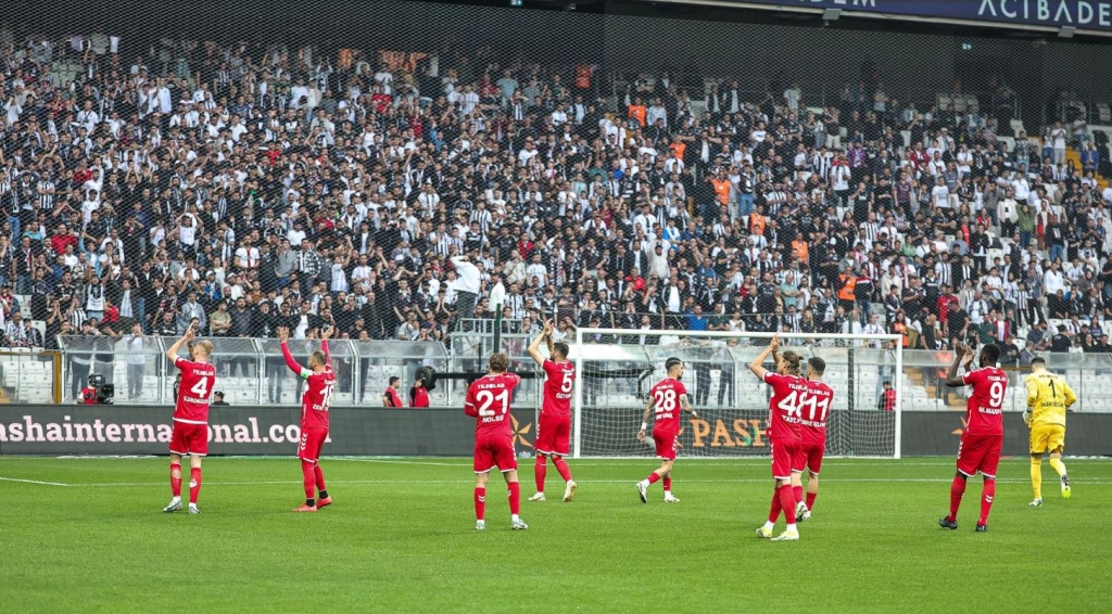 Samsunspor, İstanbul'dan Mutlu Dönüyor
