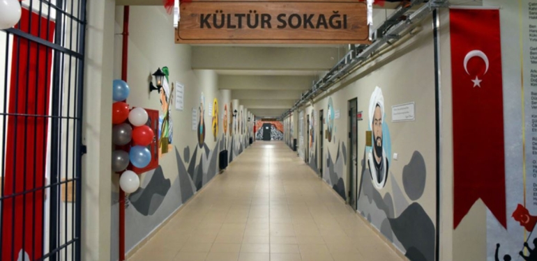 Çocuk Ceza İnfaz Kurumu'nda 'Kültür Sokağı' Açıldı