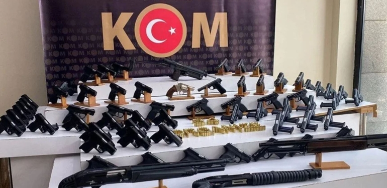 Samsun Dahil 77 ilde Bin 877 Silah Ele Geçirildi