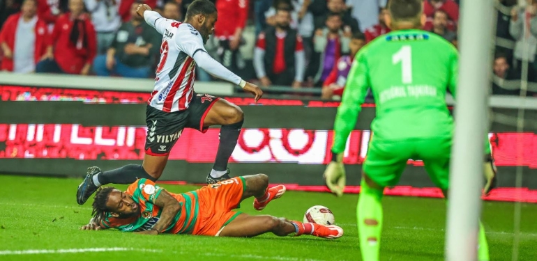 Samsunspor’a Süper Lig’i Garantileyen Maç Skoru