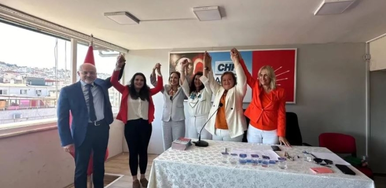 CHP Samsun’da Bahadır, Kadın Kolları Başkanlığı’na Seçildi!