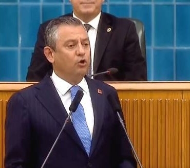 Özgür Özel'den Eti Krom Emekçilerine Destek