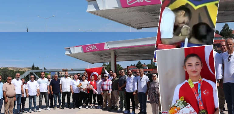 Dünya Şampiyonu Şaziye Demir’e Davul-Zurnalı Karşılama