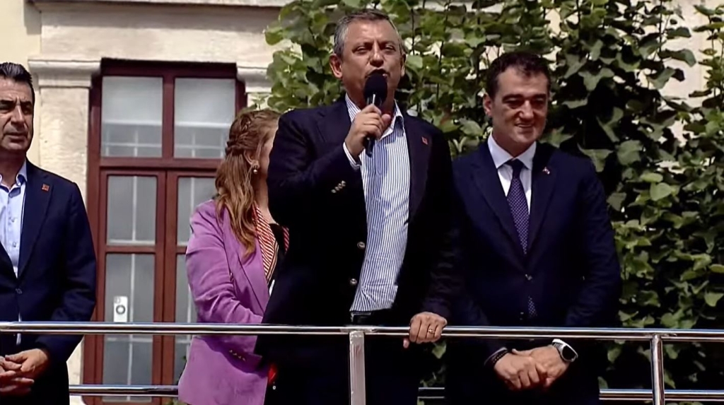 Özgür Özel'den Fındık Fiyatı Tepkisi