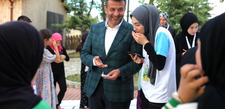 Samsun’da Gençler Kampta Stres Atıyor