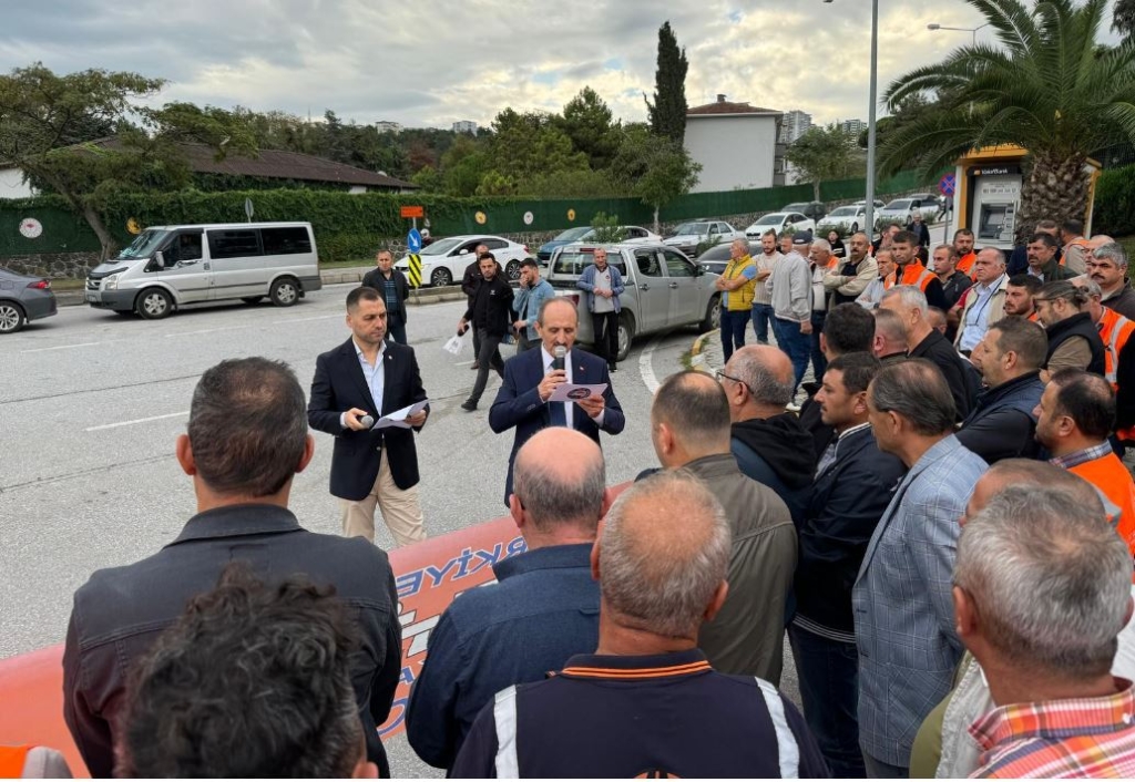 Yol İş Sendikası Samsun 1 Nolu Şube üyeleri